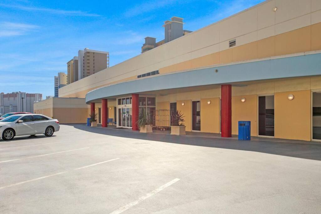 Beachfront Condo #607 At Majestic Beach Resort Panama City Beach Exterior foto